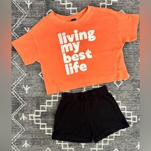 Old Navy girls orange tee size 6/7 and Wonder Nation black shorts size 6